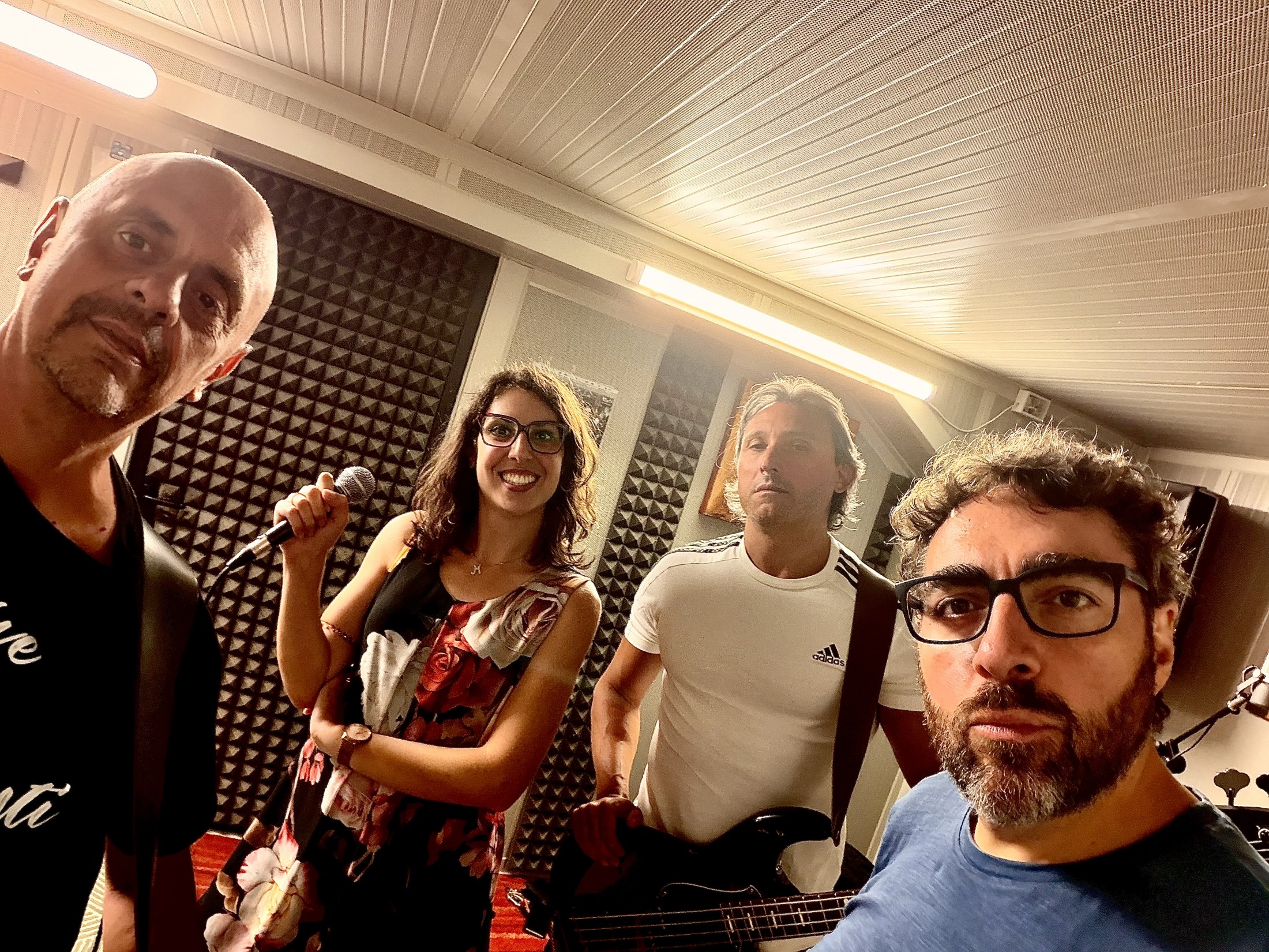 facce da prova — backstage Electric Blue Experience — foto 4